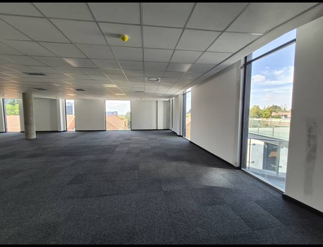 1,600M² OFFICE TO LET IN SANDTON CENTRAL